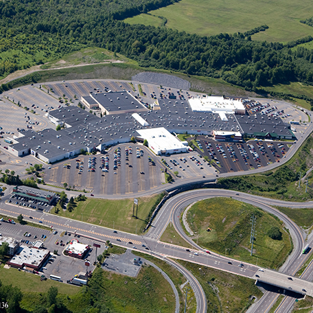 salmon run mall shoe stores